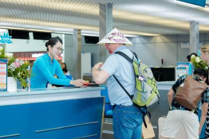 Quy Định Mua Vé Máy Bay 2025 – Vietjet, Vietnam Airlines & Jetstar Pacific Cùng Ánh Việt Travel